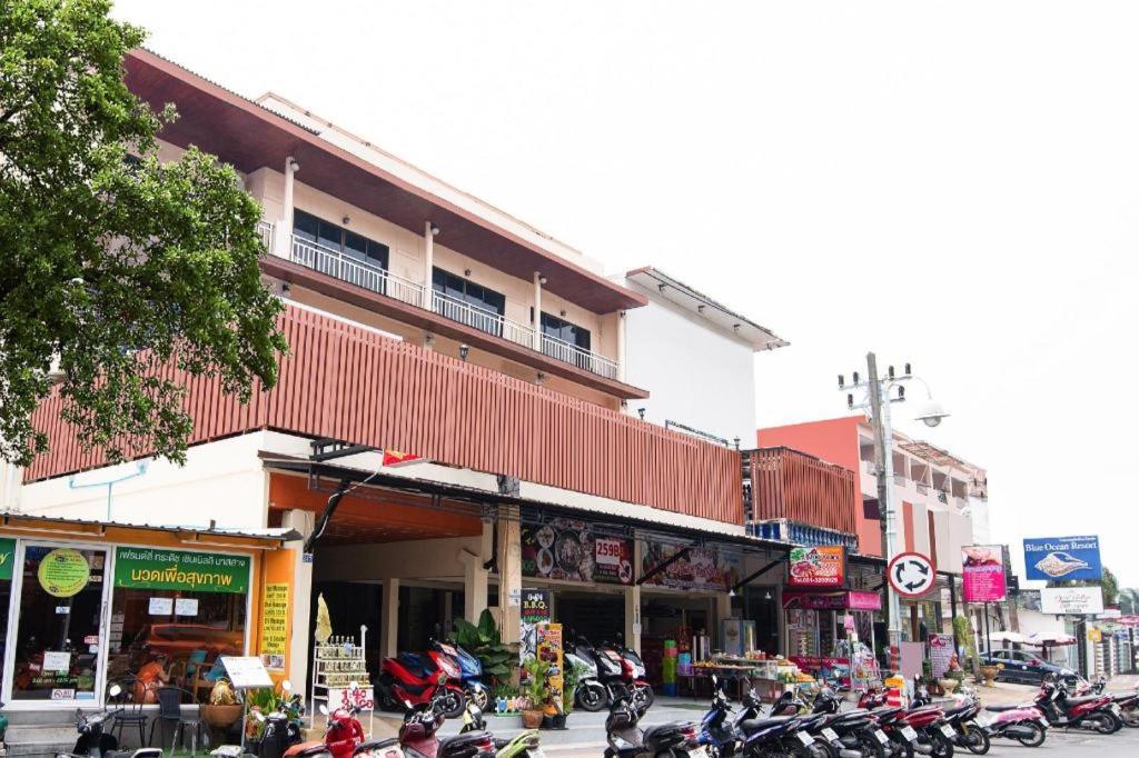 Oyo 343 Wanna Marine Phuket Exterior foto
