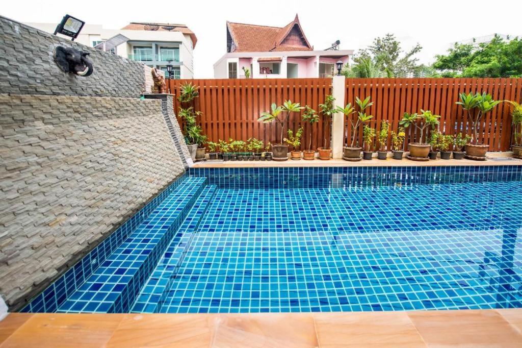Oyo 343 Wanna Marine Phuket Exterior foto