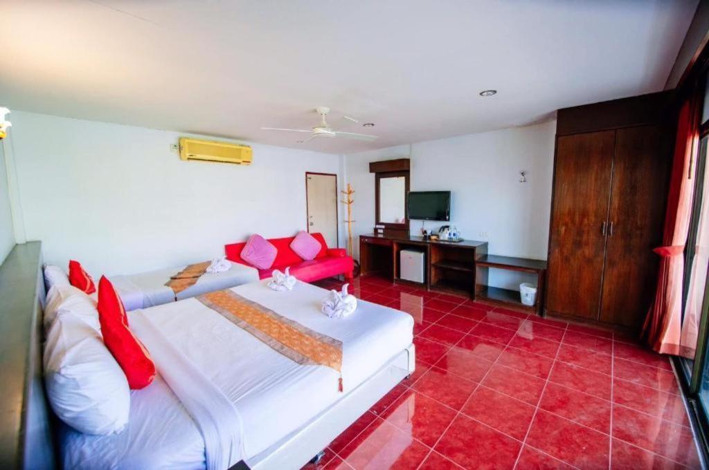 Oyo 343 Wanna Marine Phuket Exterior foto